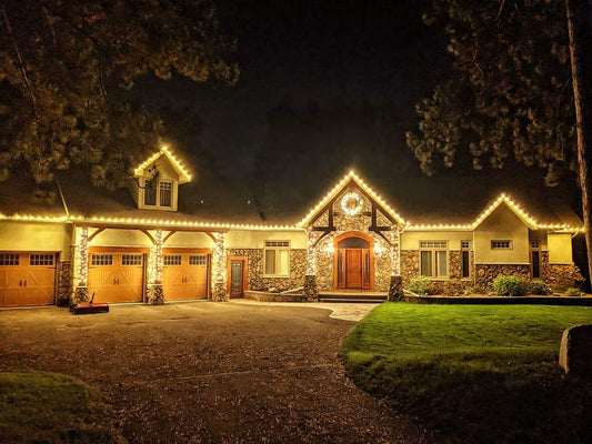 Why Professional Installers Choose LumiNoLights for Christmas Light Supplies in Canada - Lumino