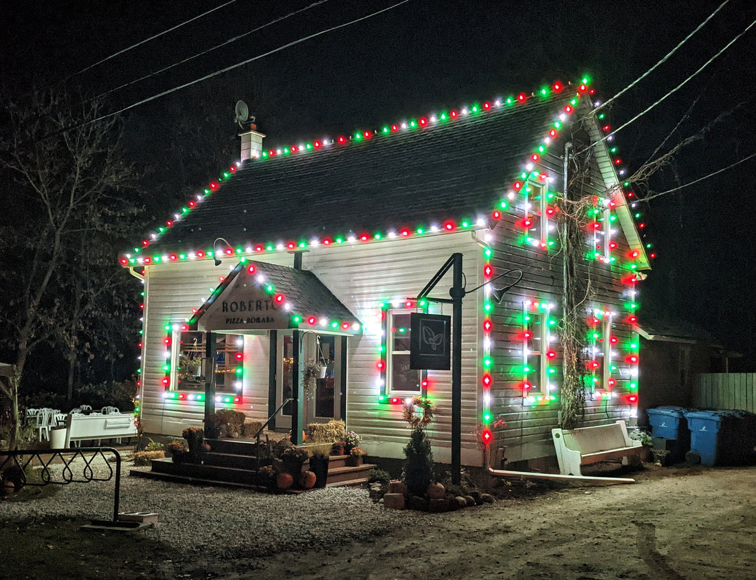Where to Buy Christmas Light Supplies in Canada Online - Lumino